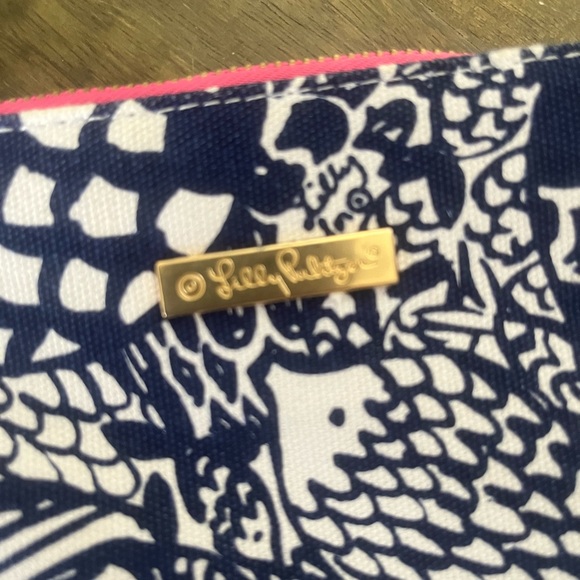 Lilly Pulitzer Pink and Navy Clutch - Picture 4 of 6